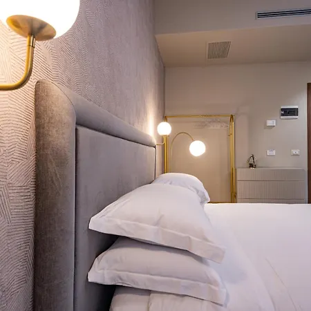 Roma Suite Hotel 호텔 3*