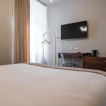 Roma Suite Hotel 호텔