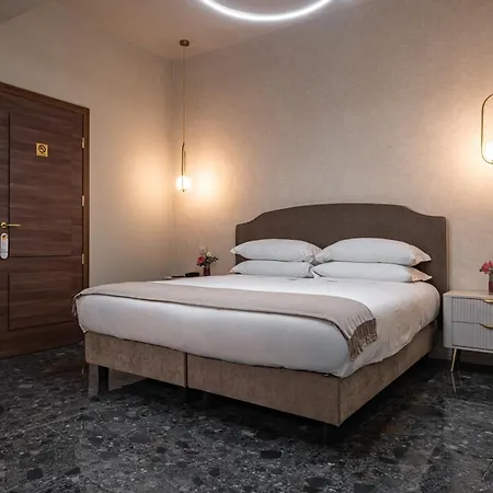 호텔 Roma Suite Hotel 3*
