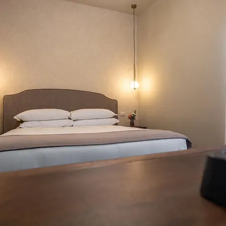 Roma Suite Hotel 3*