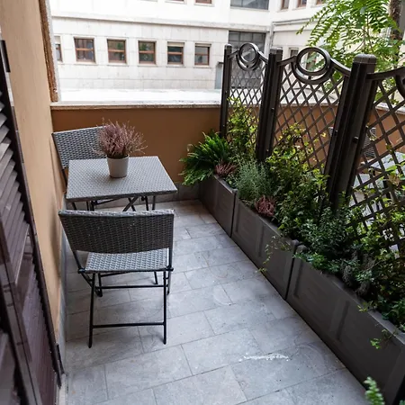 Hotel Roma Suite Hotel 3*