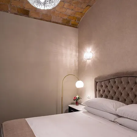 Roma Suite Hotel